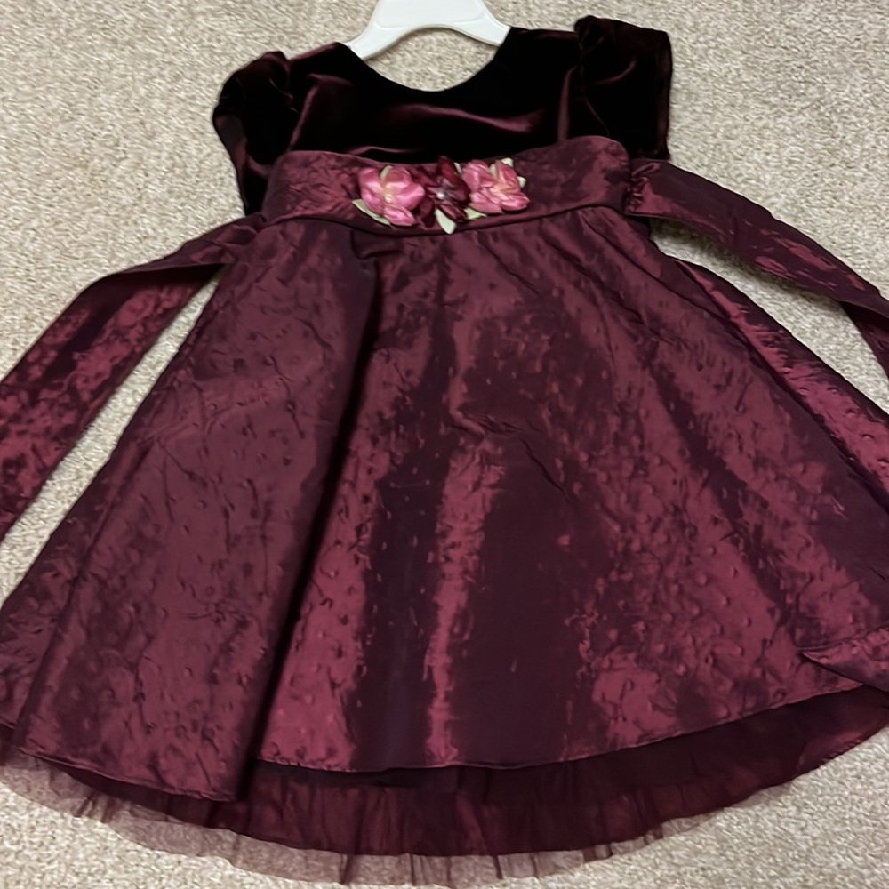 Maroon flower suede dress 3T